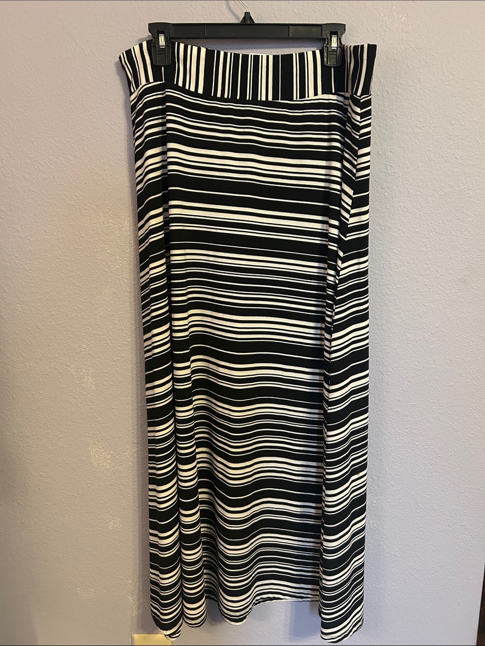 Roz & Ali Women Black White Classic Striped Maxi Skirt Size Extra Large